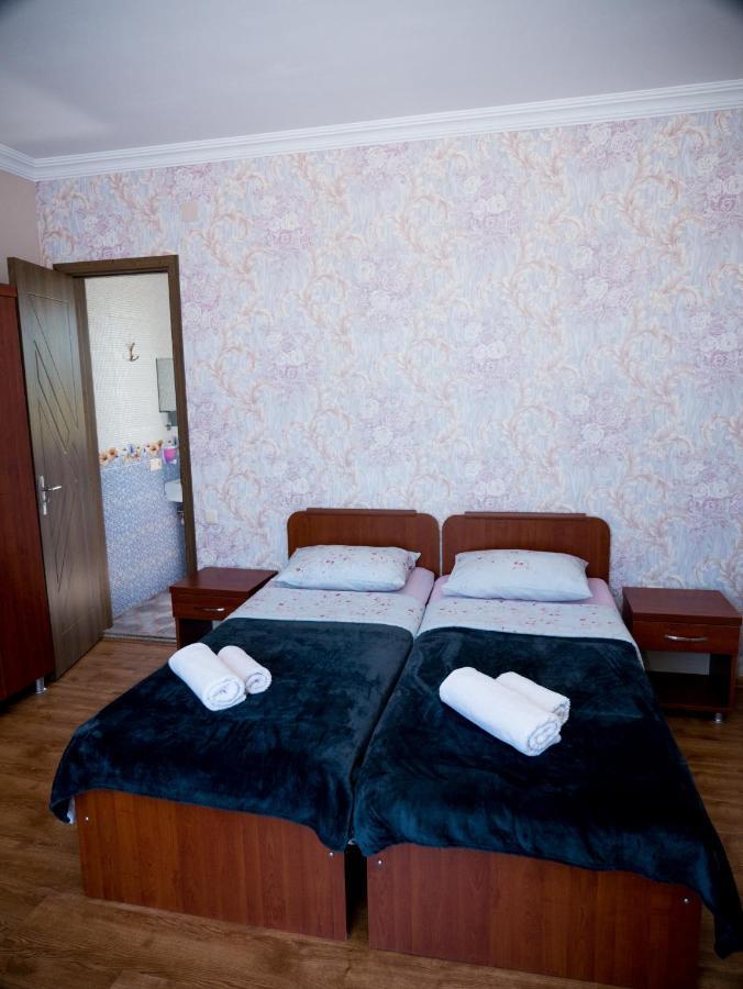 Irakli Guest House Makhinjauri Exteriör bild